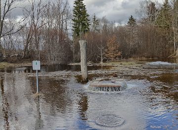estonia/harjumaa/landmark/tuhala-witch-s-well