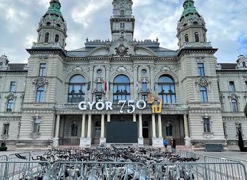 hungary/gyor/landmark/gyor-town-hall