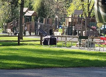 iowa/central-iowa/landmark/pinicon-ridge-campground-playground