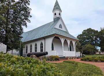 virginia/central-virginia/landmark/confederate-memorial-chapel