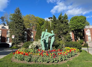canada/monteregie/landmark/place-upper-trafalgar