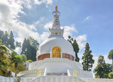 nepal/himalayan/landmark/peace-pagoda-darjeeling