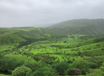 oman/salalah/landmark/thumrait-salalah-road-city-view