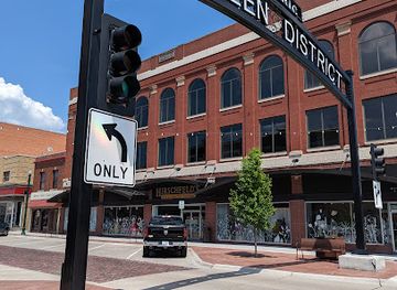 nebraska/north-platte/landmark/good-life-on-the-bricks