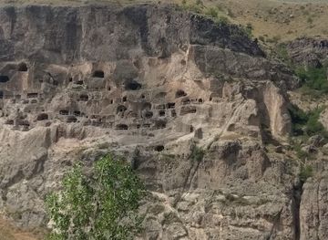 georgia/vardzia/landmark/vardzia-terraces