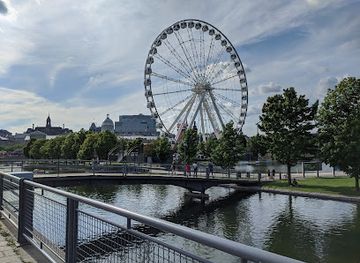 canada/monteregie/landmark/place-jacques-cartier