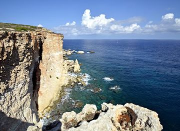 malta/southern-harbour/landmark/santa-marija-battery