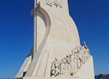 portugal/cascais/landmark/monument-to-the-discoveries