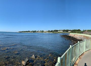 rhode-island/sachuest-point-national-wildlife-refuge/landmark/cliff-walk