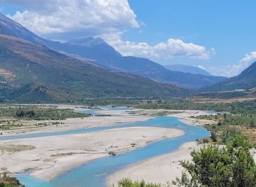 albania/tepelena/landmark/lapidari-lanc-tepelene