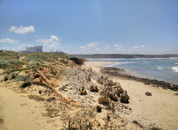 portugal/costa-vicentina/landmark/praia-do-carreiro-da-fazenda