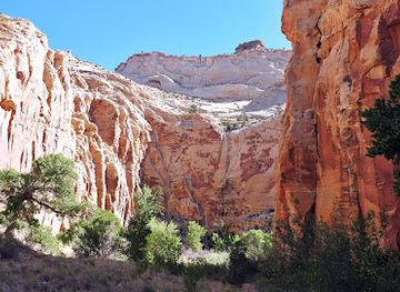 utah/escalante/landmark/big-flat