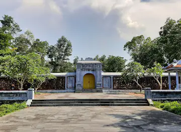 Truong Co Tomb