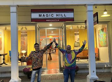 new-york/hudson/landmark/magic-hill-mercantile