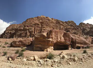 Urn Tomb