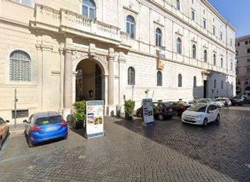 italy/rome/landmark/p-za-della-cancelleria-1