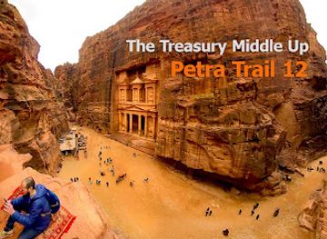 jordan/petra/landmark/the-treasury-from-above