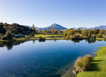 new-zealand/wanaka/landmark/hook-wanaka-lake-to-plate