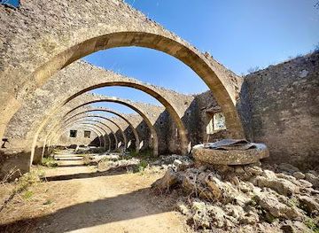greece/chania/landmark/monastery-agios-georgios-karydi-the-ancient-olive-mill-with-the-12-arches