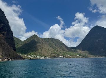 saint-lucia/canaries-quarter/landmark/shashamane-experience