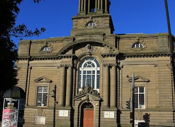 united-kingdom/dundee/landmark/the-mcmanus-collections-unit