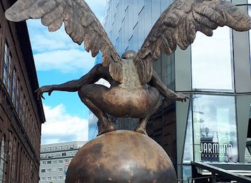norway/oslo/landmark/aker-brygge-promenade
