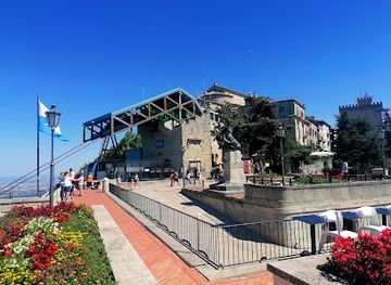san-marino/monte-pulito/landmark/monumento-a-bartolomeo-borghesi