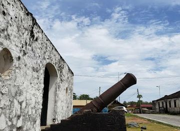 ghana/kusaug/landmark/fort-apollonia