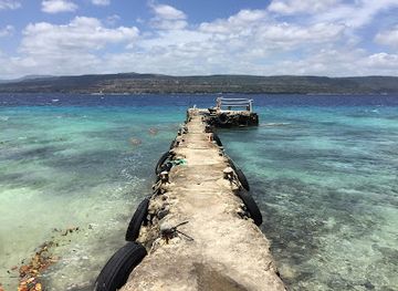 vanuatu/shefa-province/landmark/moso