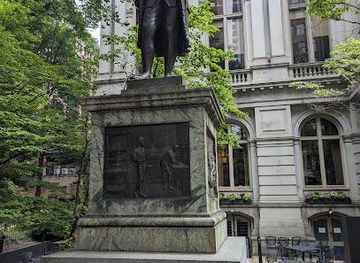 kansas/lawrence/landmark/boston-latin-school-and-benjamin-franklin-statue