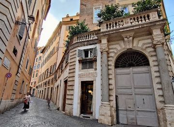 italy/rome/landmark/torre-della-scimmia-tower-of-the-monkey