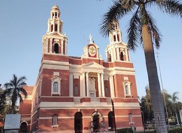 india/delhi/landmark/sacred-heart-cathedral
