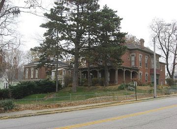indiana/northeast-indiana/landmark/perrin-historic-district