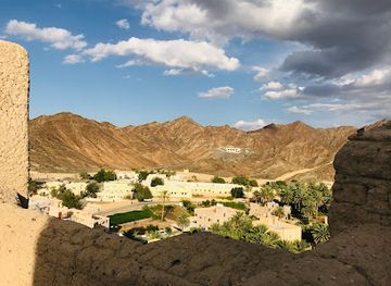 oman/al-hajar-al-gharbi/landmark/bahla-fort
