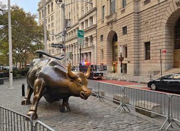 new-york/new-york-city/landmark/cunard-building