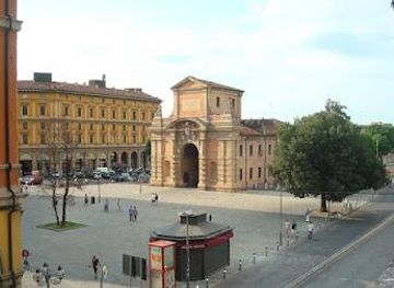 italy/bologna/landmark/p-za-xx-settembre