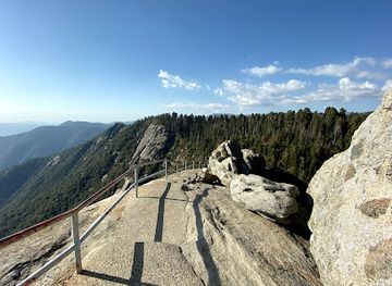 california/sequoia-national-park/landmark/moro-rock