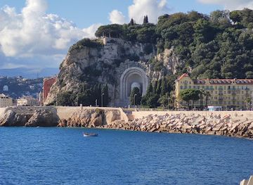 france/nice/landmark/phare-de-nice