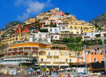 italy/campania/landmark/askos-tours-pompeii