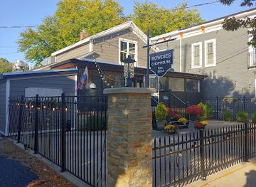 michigan/saugatuck/landmark/bowdies-chophouse