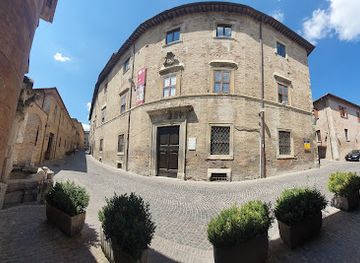 italy/urbino/landmark/palazzo-albani