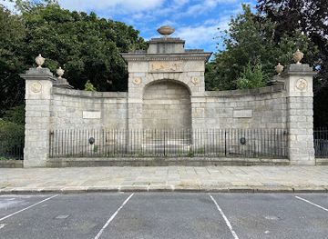 ireland/dublin/merrion-square/landmark/rutland-fountain
