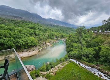 albania/tepelena/landmark/cold-water-nature-monument