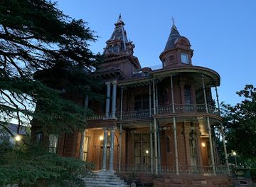 texas/central-texas/landmark/haunted-atx-the-only-austin-ghost-tour-on-wheels