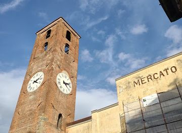 italy/lucca/landmark/carmen-s-square