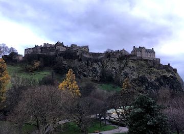 united-kingdom/midlothian/landmark/floral-clock