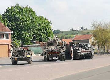 france/picardy/landmark/chateau-de-rollancourt