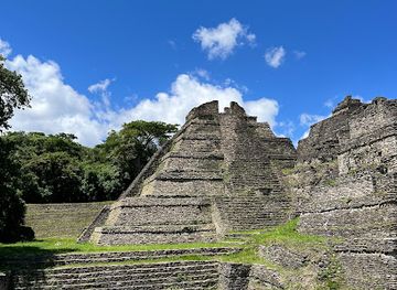 mexico/chiapas/landmark/zona-arqueologica-tonina