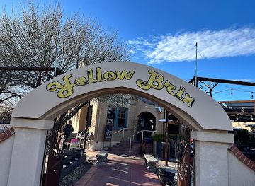 new-mexico/carlsbad/landmark/yellow-brix-restaurant