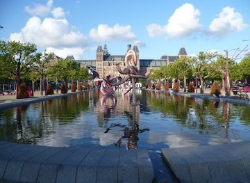 netherlands/amsterdam/museumplein/landmark/museumplein